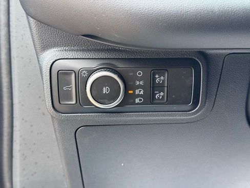 Used 2025 Ford Explorer ST-Line w/ Premium Package image 16