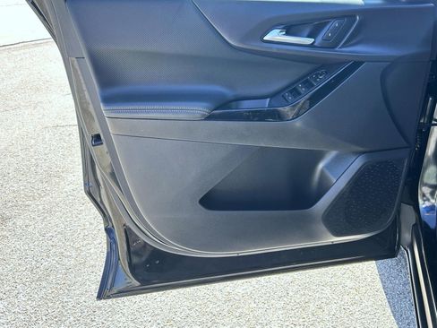Certified 2025 Chevrolet Equinox LT AWD/4WD image 9