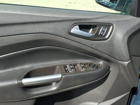 Used 2019 Ford Escape SE AWD/4WD image 10