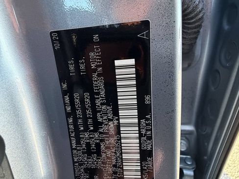 Used 2021 Toyota Highlander Platinum FWD image 34