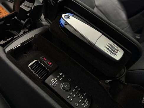 Used 2006 Mercedes-Benz S 55 AMG image 27
