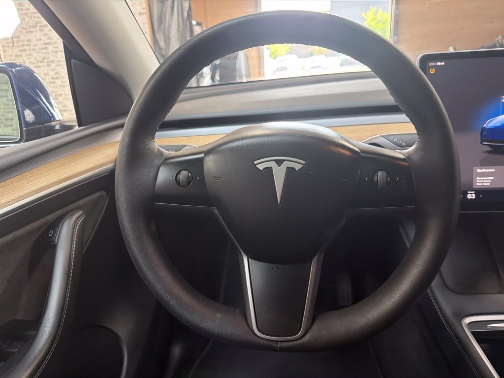 Used 2023 Tesla Model Y Long Range AWD/4WD image 18