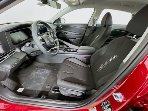 New 2026 Hyundai Elantra Blue image 17