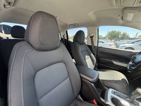 Used 2016 Chevrolet Colorado LT w/ Midnight Edition RWD image 17