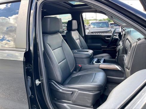 Used 2021 Chevrolet Silverado 1500 LT Trail Boss w/ Convenience Package II AWD/4WD image 10