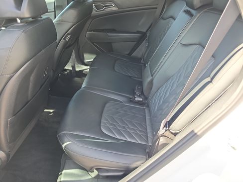Certified 2023 Kia Sportage X-Pro Prestige AWD/4WD image 17
