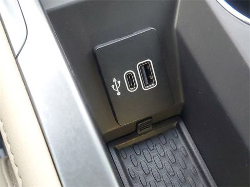 Certified 2024 Lincoln Nautilus Reserve w/ Equipment Group 203A image 28