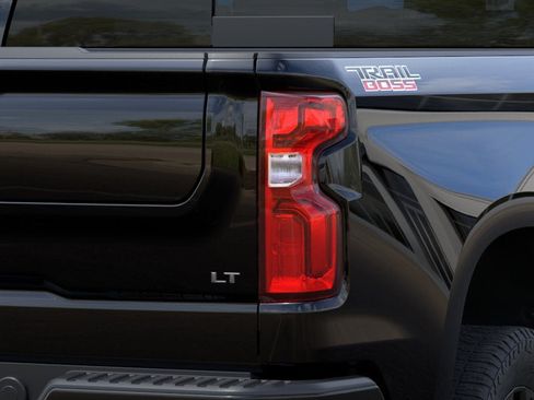 New 2026 Chevrolet Silverado 1500 LT Trail Boss w/ Convenience Package II AWD/4WD image 11