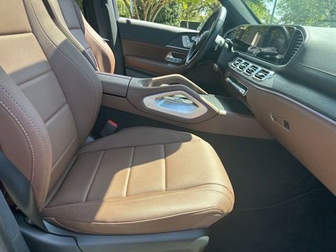 Certified 2025 Mercedes-Benz GLS 450 4MATIC image 34