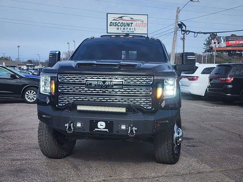 Used 2021 GMC Sierra 3500 Denali w/ Denali Ultimate Package image 19