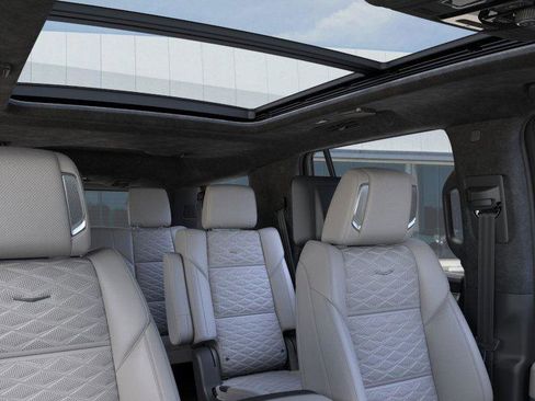 New 2026 Cadillac Escalade Platinum Sport w/ LPO, Floor Liner Package AWD/4WD image 25
