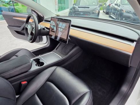 Used 2021 Tesla Model 3 Standard Range Plus RWD image 23
