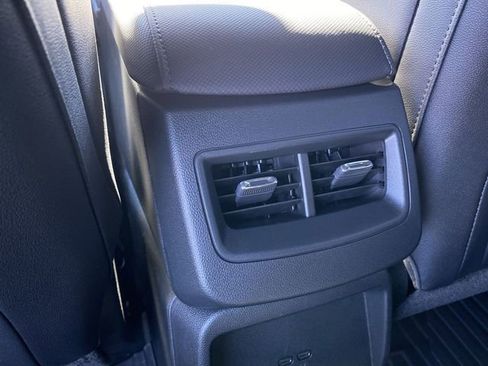 New 2026 Chevrolet Equinox EV LT FWD image 38