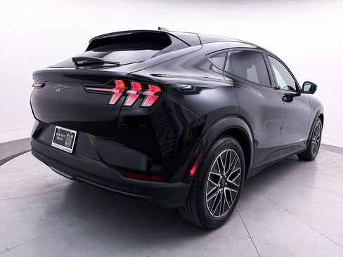 Used 2025 Ford Mustang Mach-E Premium w/ Interior Protection Package image 15