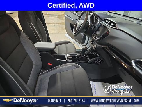 Used 2022 Chevrolet TrailBlazer LT w/ Convenience Package AWD/4WD image 10