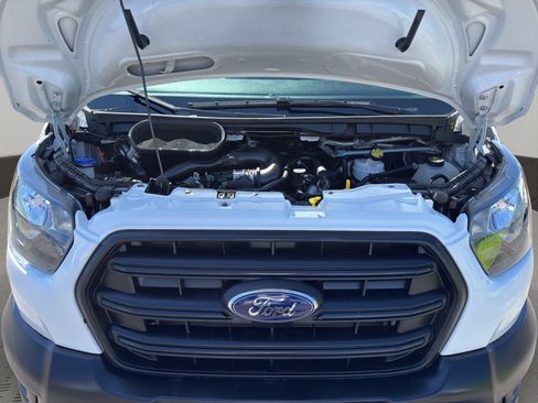 Used 2025 Ford Transit 250 148 Medium Roof image 23