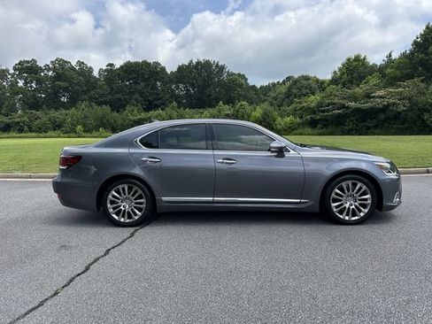 Used 2014 Lexus LS 460 w/ Comfort Package RWD image 10