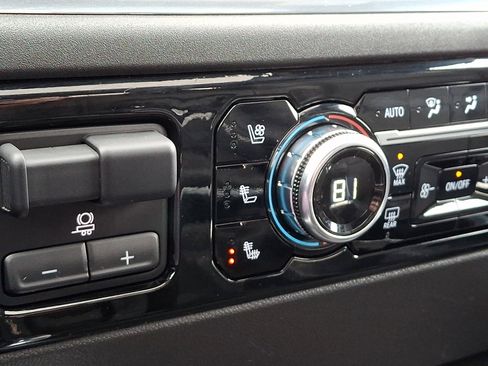 Certified 2023 GMC Sierra 1500 SLT w/ SLT Premium Plus Package image 25