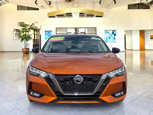 Certified 2021 Nissan Sentra SR FWD image 2