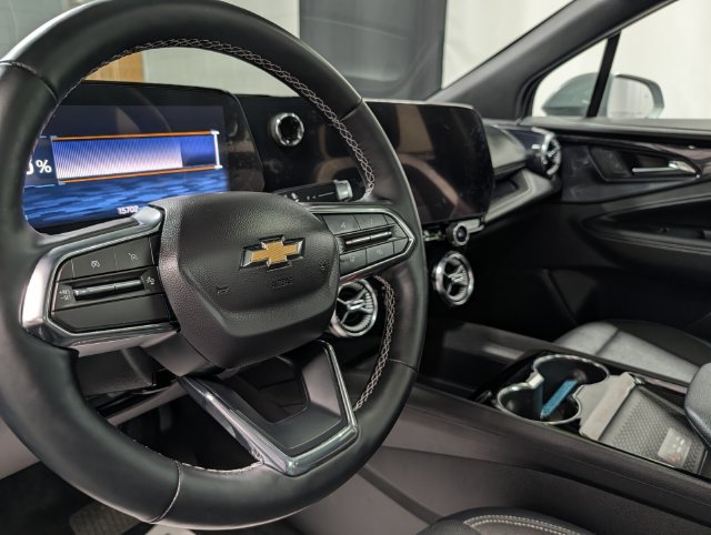 Used 2024 Chevrolet Blazer EV LT AWD/4WD image 19