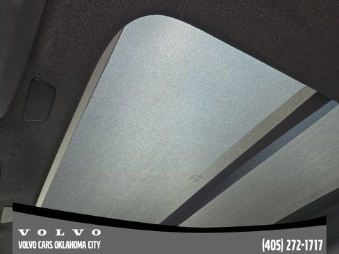 Certified 2023 Volvo XC40 Recharge Ultimate AWD/4WD image 19