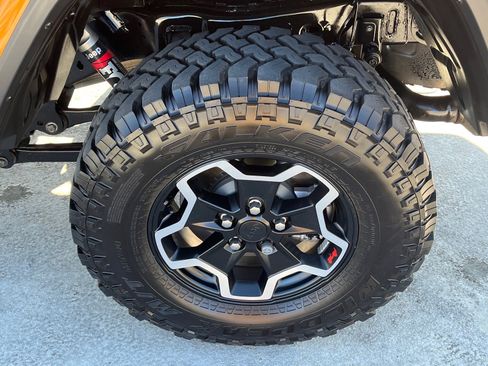Used 2021 Jeep Gladiator Rubicon image 21