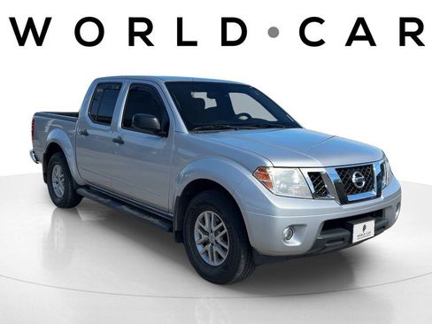 Used 2021 Nissan Frontier SV image 1
