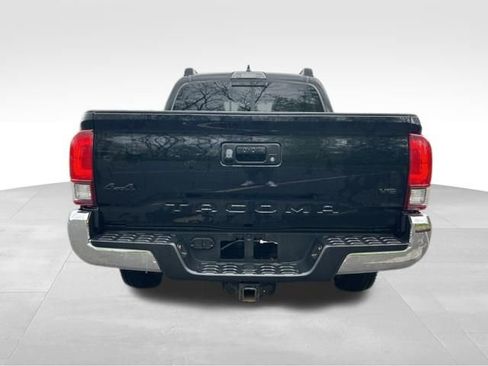 Used 2023 Toyota Tacoma SR5 AWD/4WD image 4