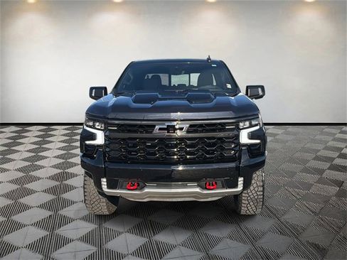 Used 2024 Chevrolet Silverado 1500 ZR2 w/ Technology Package image 2