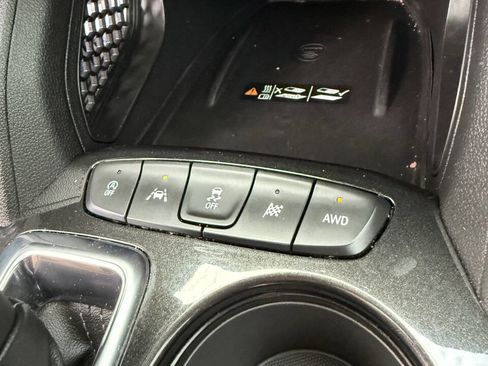 Used 2025 Chevrolet TrailBlazer LT w/ Convenience Package image 7