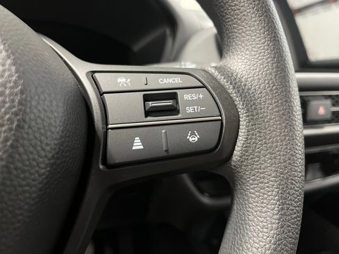 New 2026 Honda HR-V LX image 16