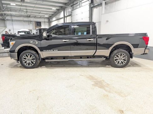 Used 2018 Nissan Titan Platinum Reserve w/ Platinum Utility Package image 6