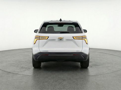 Used 2025 Chevrolet Equinox LT image 7