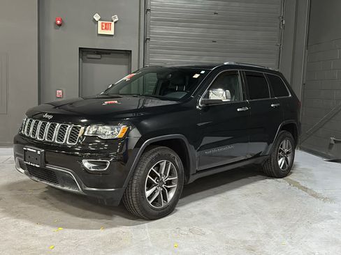 Used 2020 Jeep Grand Cherokee Limited AWD/4WD image 3
