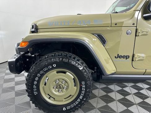 New 2026 Jeep Gladiator Sport AWD/4WD image 2