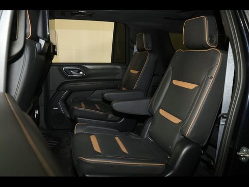 Used 2021 GMC Yukon XL AT4 w/ AT4 Premium Package image 22