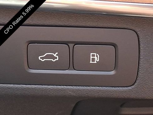 Certified 2025 Volvo XC90 T8 Plus w/ Protection Package Premier AWD/4WD image 29