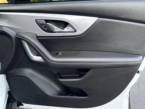 Used 2024 Chevrolet Blazer LT w/ Midnight/Sport Edition image 34