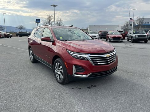 Used 2023 Chevrolet Equinox Premier image 1