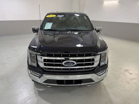 Used 2021 Ford F150 Lariat w/ Equipment Group 502A High AWD/4WD image 3
