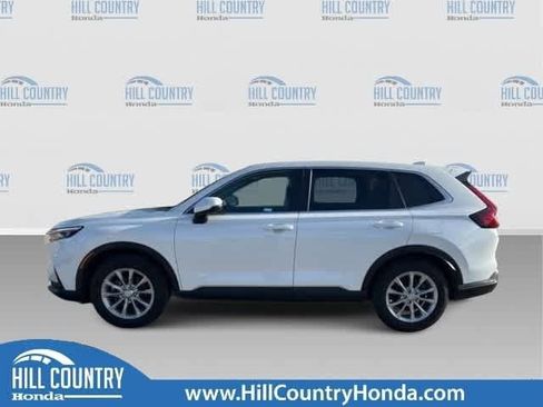 Used 2025 Honda CR-V EX image 3