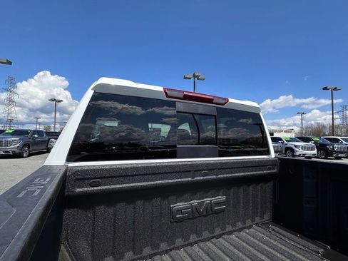 New 2026 GMC Sierra 1500 Elevation w/ Preferred Package AWD/4WD image 36