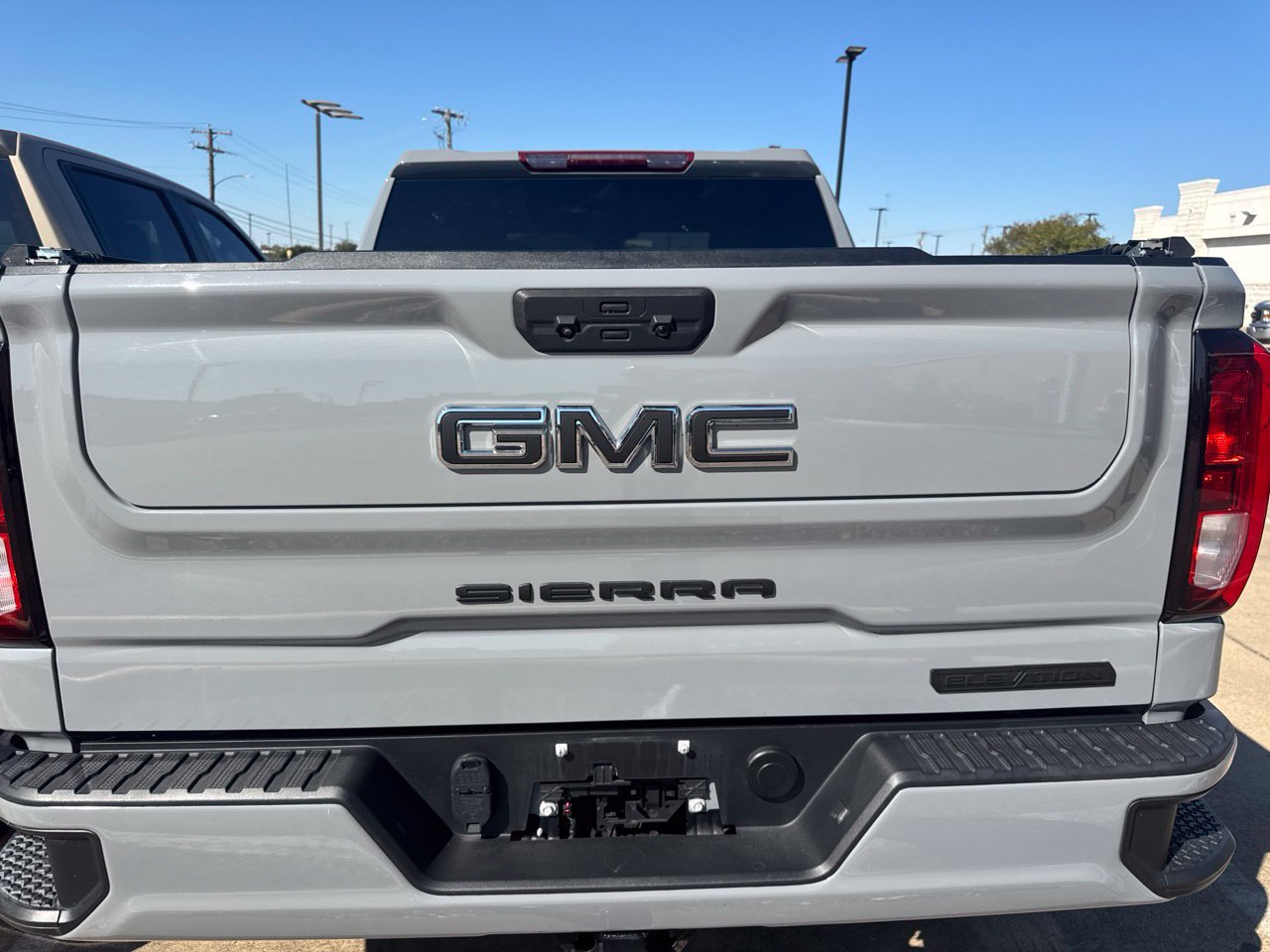 Used 2024 GMC Sierra 1500 Elevation AWD/4WD image 6