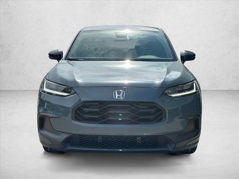 Used 2023 Honda HR-V Sport image 2