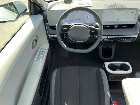 Used 2024 Hyundai Ioniq 5 SEL RWD image 11