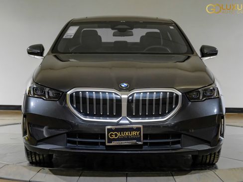 Used 2025 BMW 530i RWD image 7