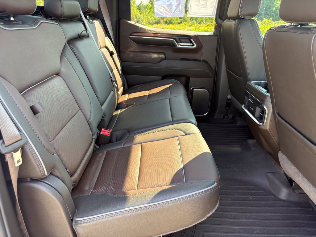 Used 2024 GMC Sierra 1500 Denali AWD/4WD image 53