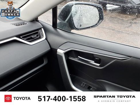 Used 2025 Toyota RAV4 XLE AWD/4WD image 27