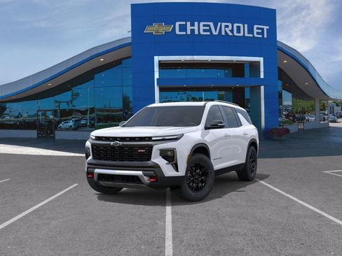 New 2026 Chevrolet Traverse Z71 w/ Enhanced Driving Package AWD/4WD image 35