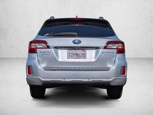 Used 2017 Subaru Outback 2.5i Limited AWD/4WD image 7